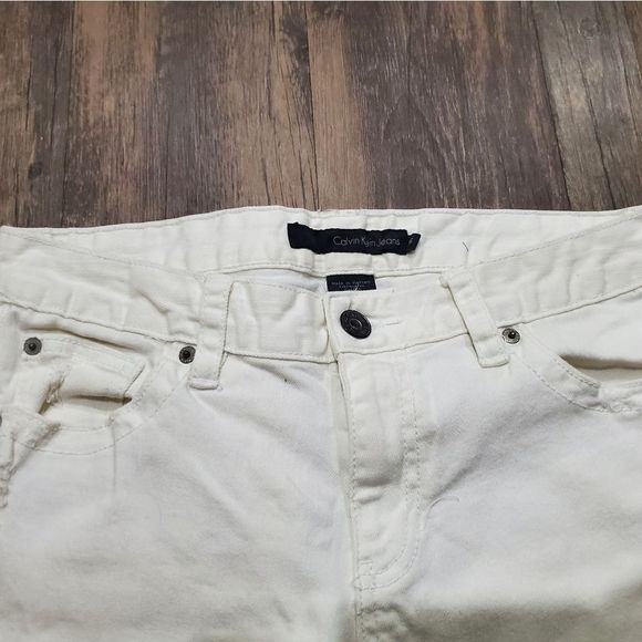 Calvin Klein Jeans Distressed Skinny Jeans - Picture 3 of 6